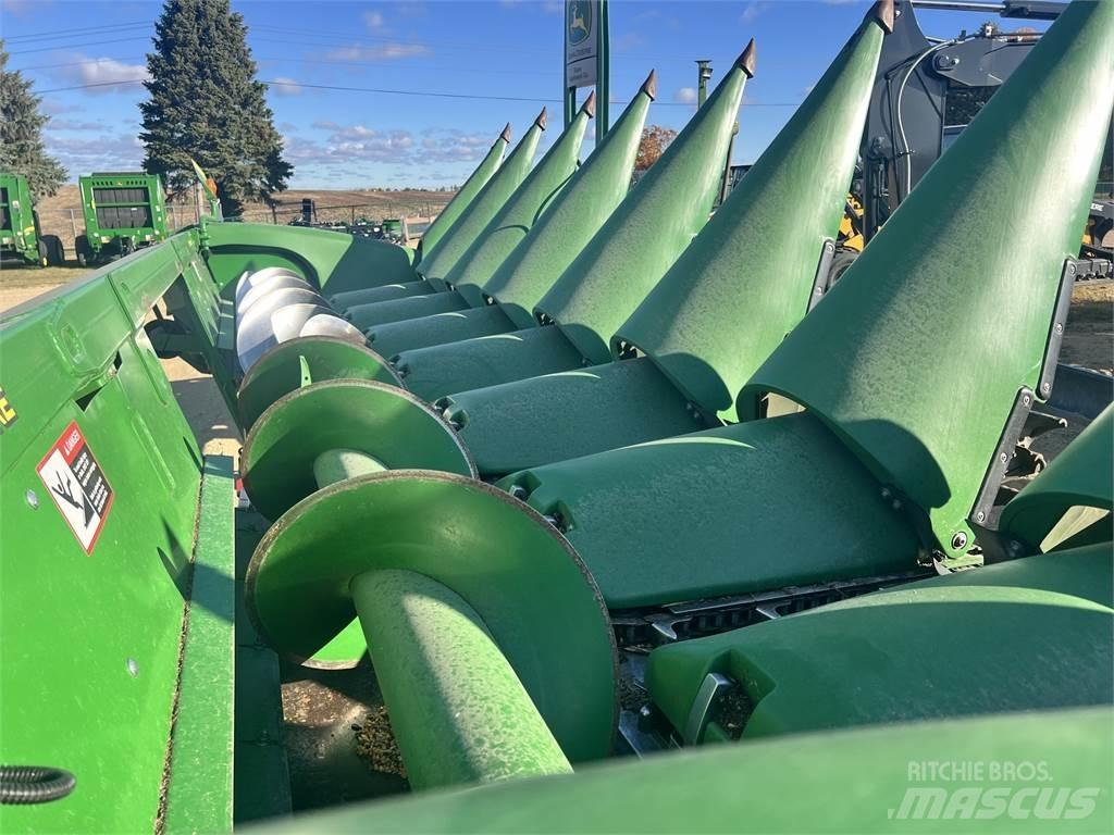 John Deere 608C Kombájn tartozékok
