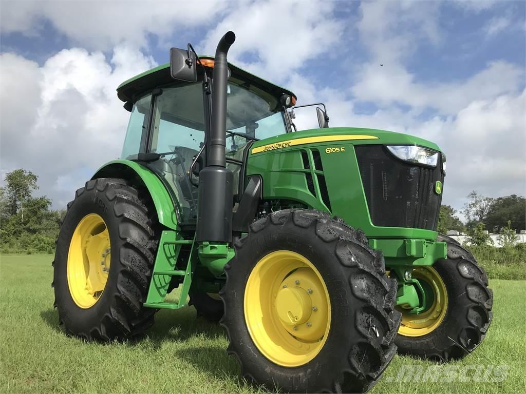 John Deere 6105E Traktorok
