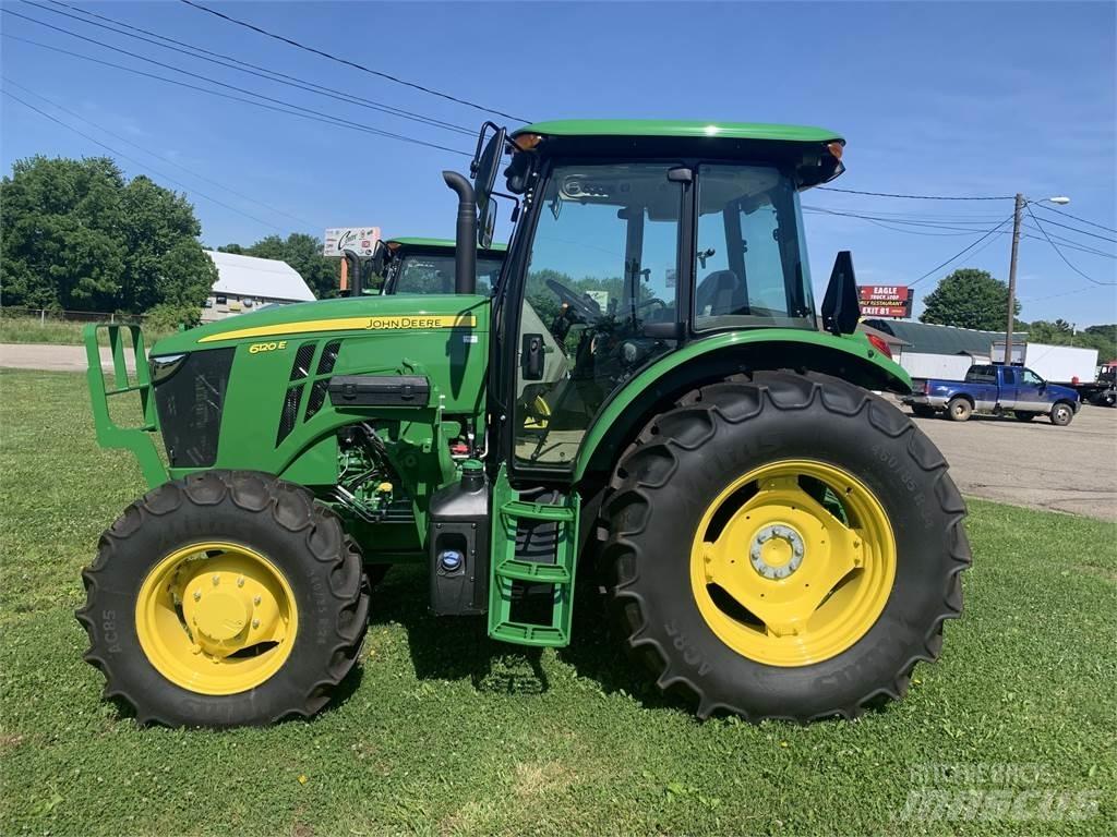 John Deere 6120E Traktorok