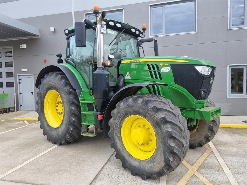 John Deere 6215R Traktorok