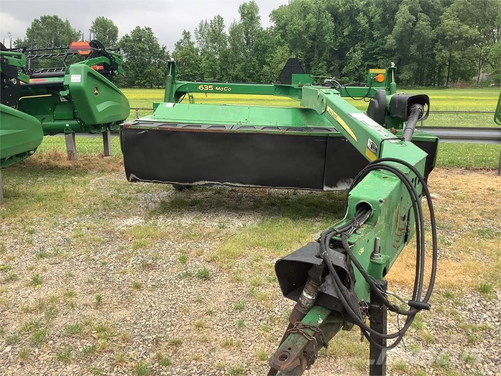 John Deere 635 Öntöző Kaszák