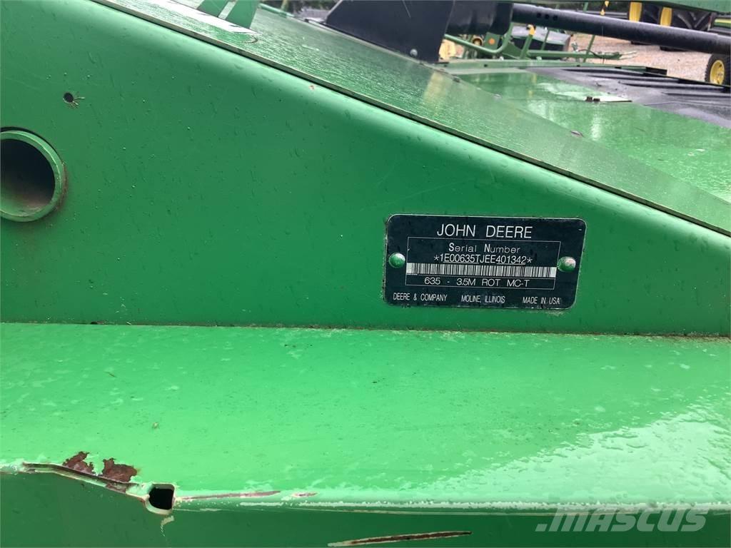 John Deere 635 Öntöző Kaszák
