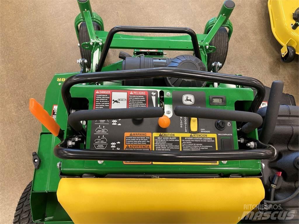 John Deere 648R Ráülős fűnyírók