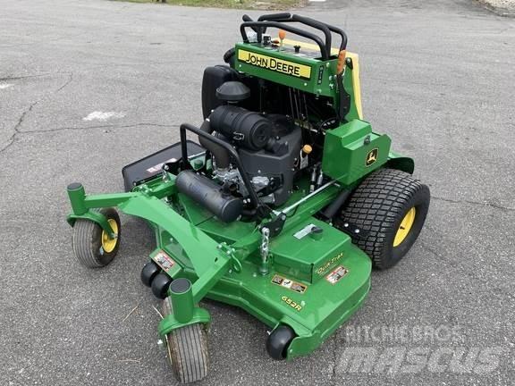 John Deere 652R Ráülős fűnyírók