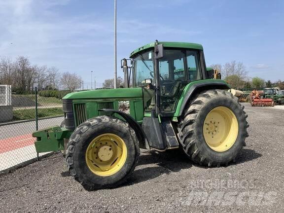 John Deere 6910 Traktorok