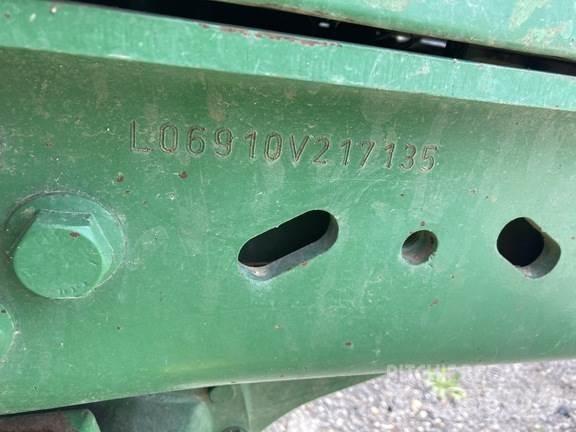 John Deere 6910 Traktorok