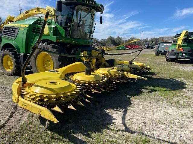 John Deere 772 Egyéb szálastakarmányozási gépek
