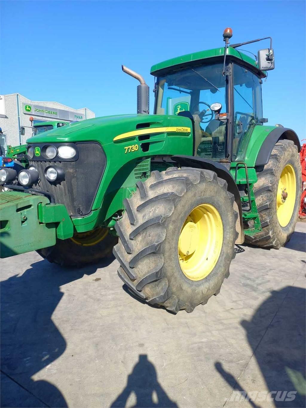 John Deere 7820 Traktorok