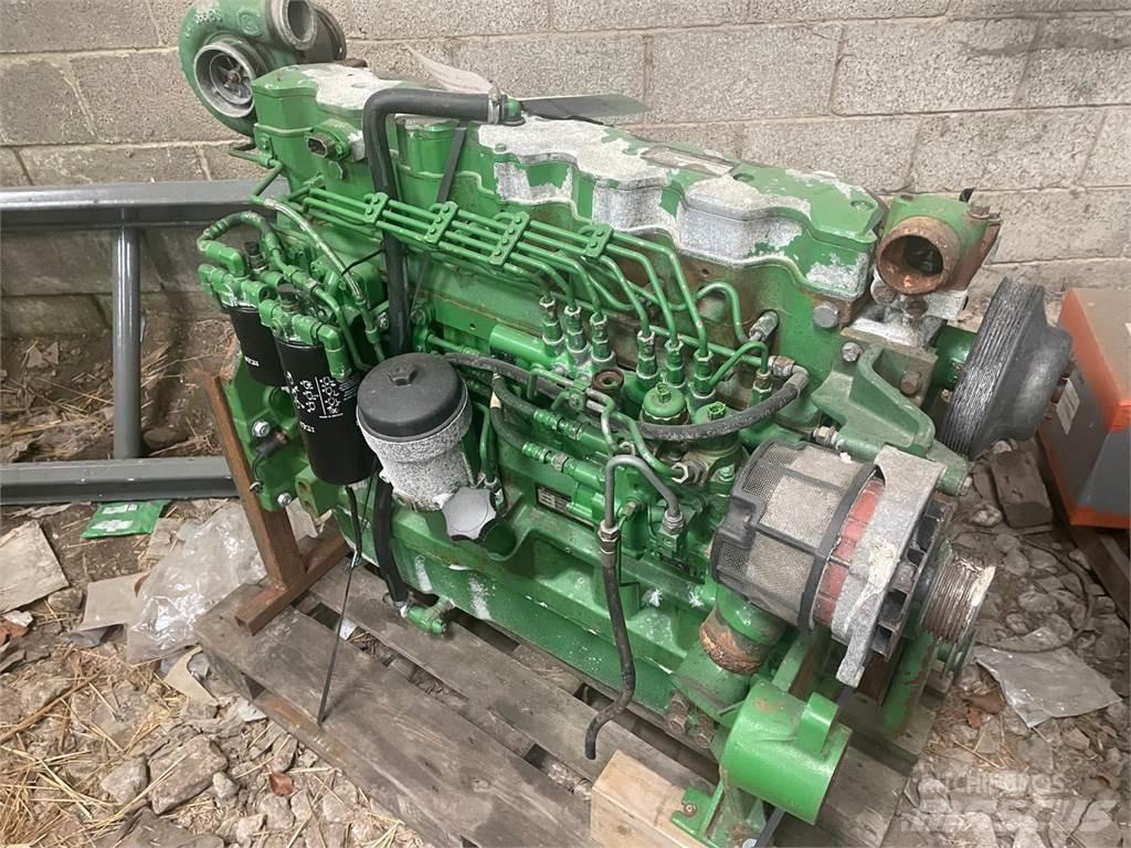 John Deere 8.1L Motorok