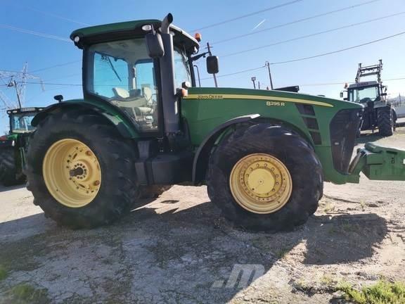 John Deere 8295R Traktorok