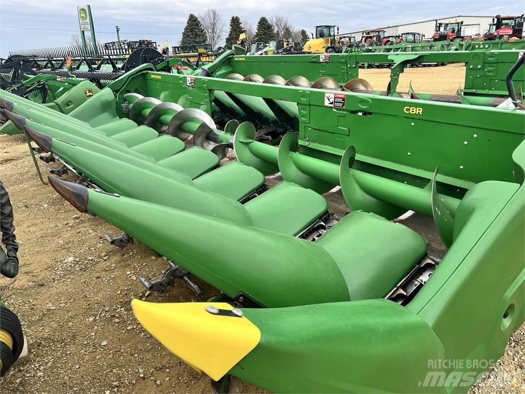 John Deere C8R Kombájn tartozékok
