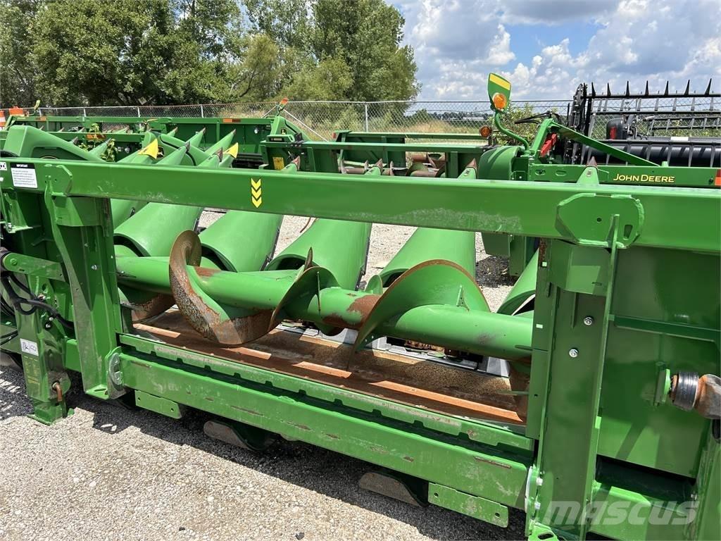 John Deere C8R Kombájn tartozékok