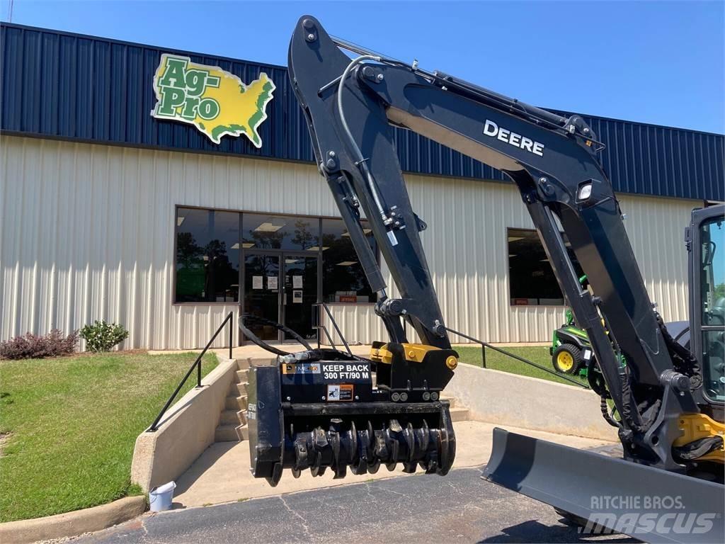 John Deere ME36 Döntő-rakásolók