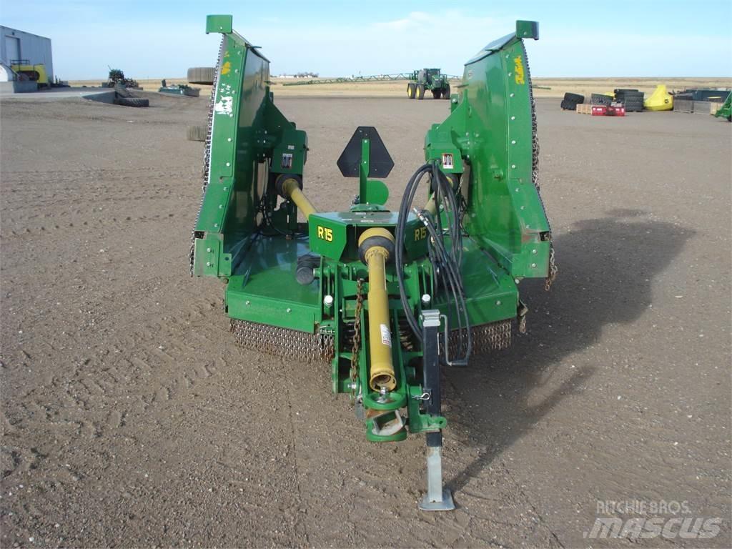 John Deere R15 Bála aprító, vágó, csomagoló