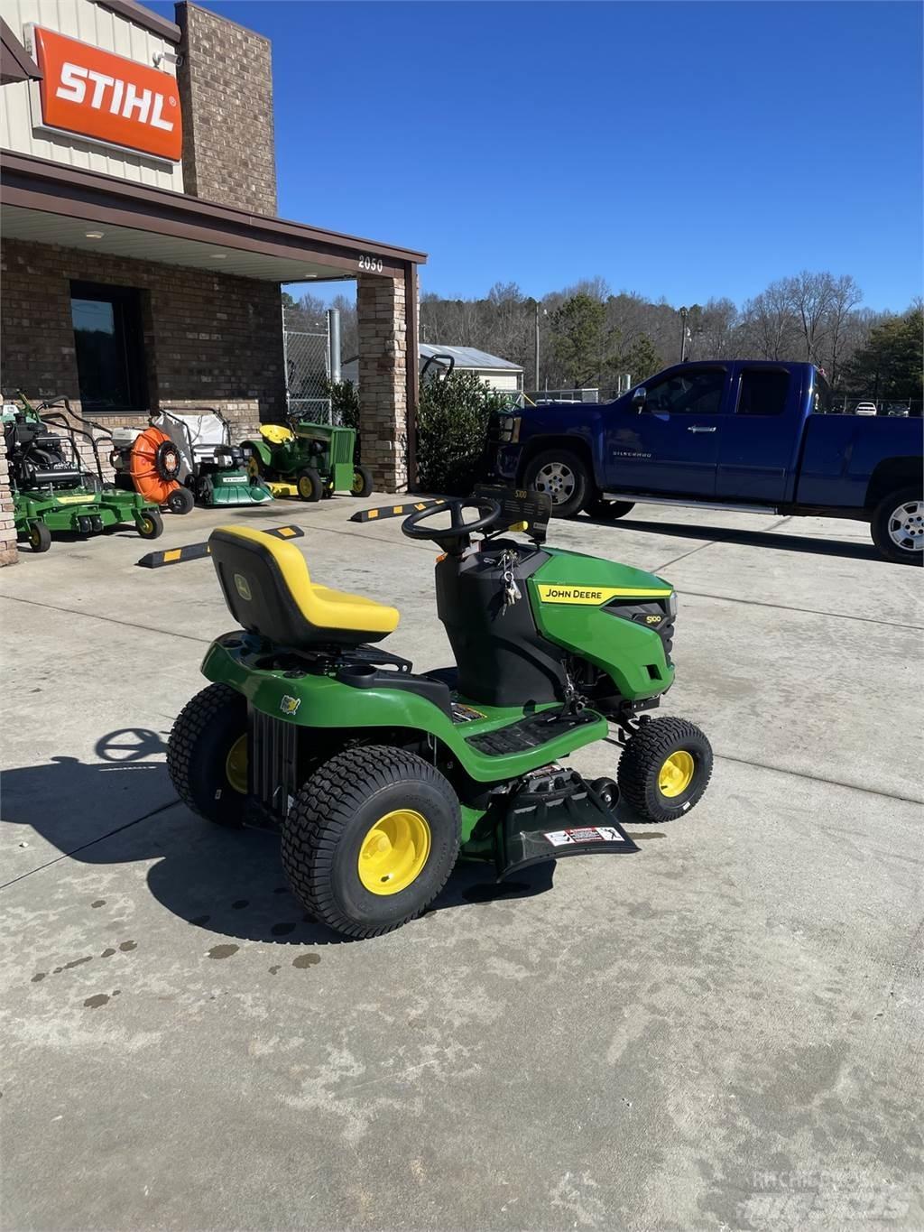 John Deere S100 Ráülős fűnyírók