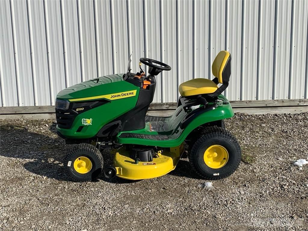 John Deere S120 Ráülős fűnyírók