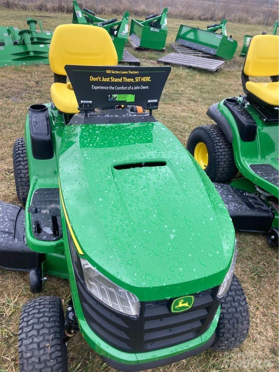 John Deere s120 Ráülős fűnyírók
