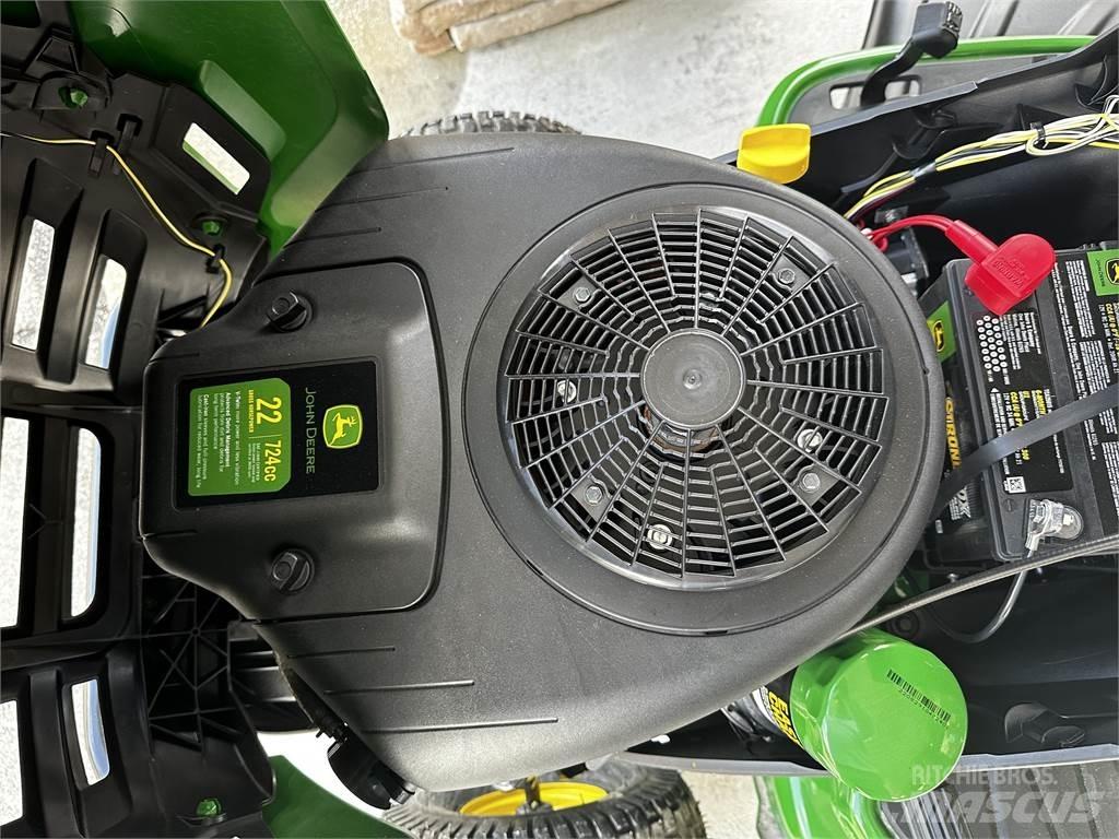 John Deere S130 Ráülős fűnyírók