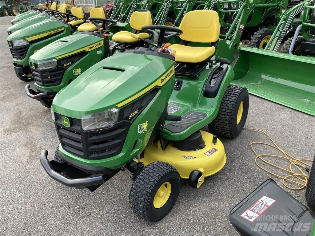 John Deere S220 Kompakt traktorok