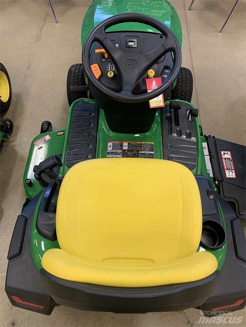 John Deere S240 Kompakt traktorok