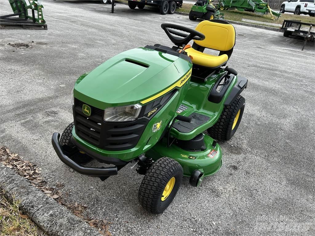 John Deere S240 Kompakt traktorok