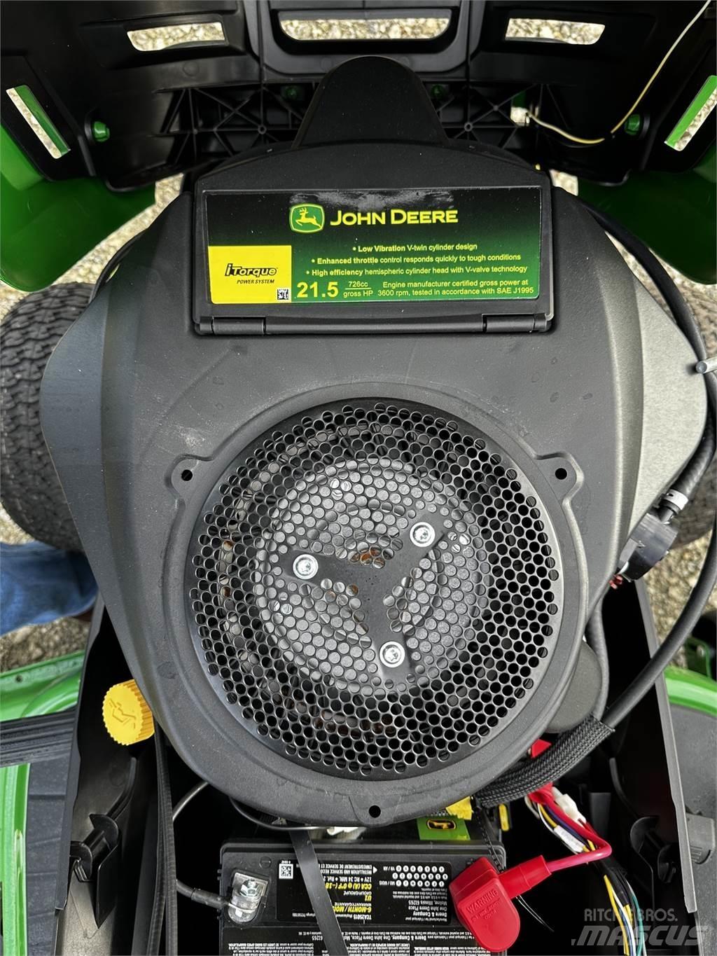 John Deere S240 Kompakt traktorok