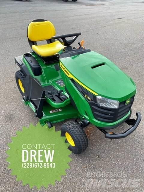John Deere S240 Kompakt traktorok