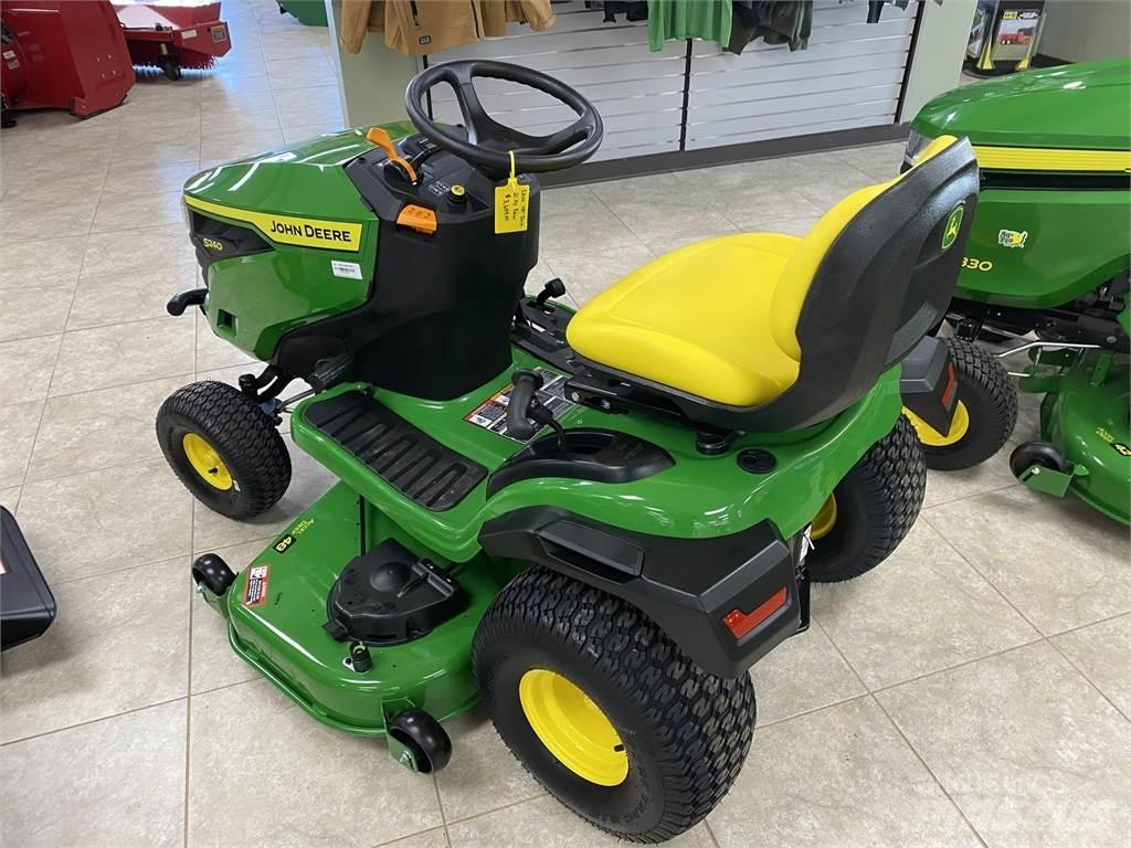 John Deere S240 Kompakt traktorok