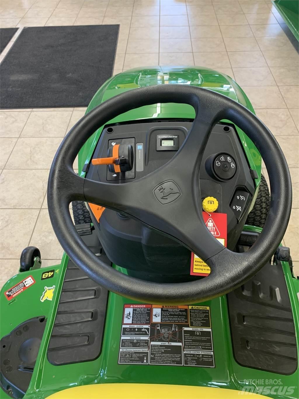 John Deere S240 Kompakt traktorok