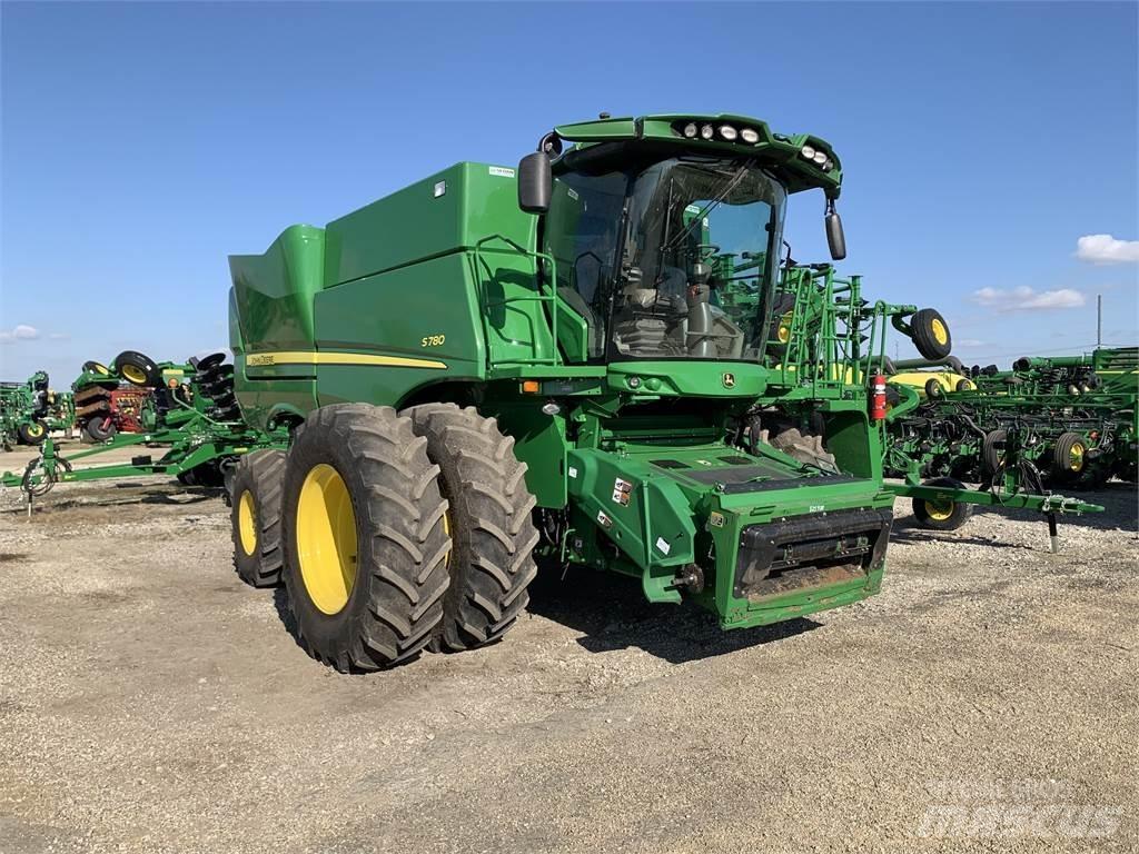 John Deere S780 Kombájnok