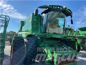 John Deere S780 Kombájnok
