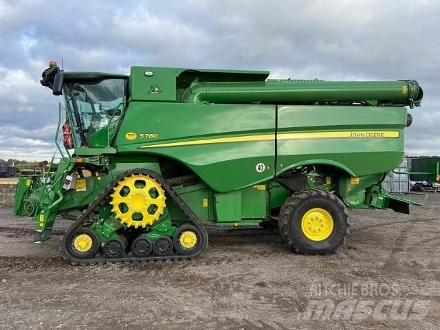 John Deere S780 Kombájnok