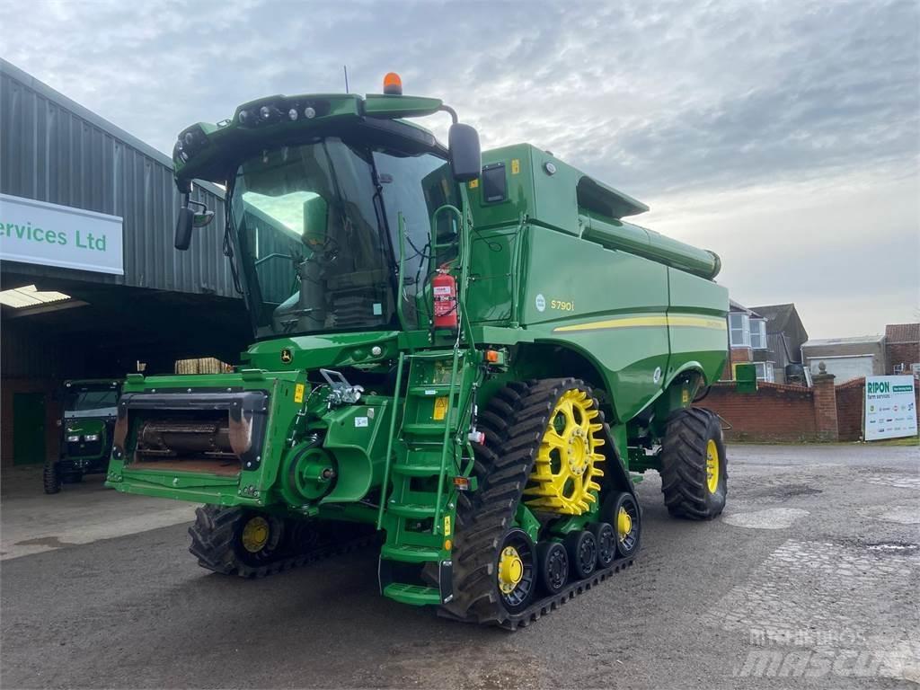 John Deere S790 Kombájnok