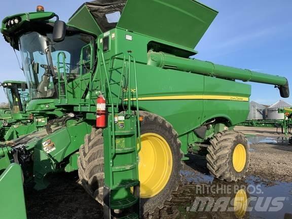 John Deere S790 Kombájnok