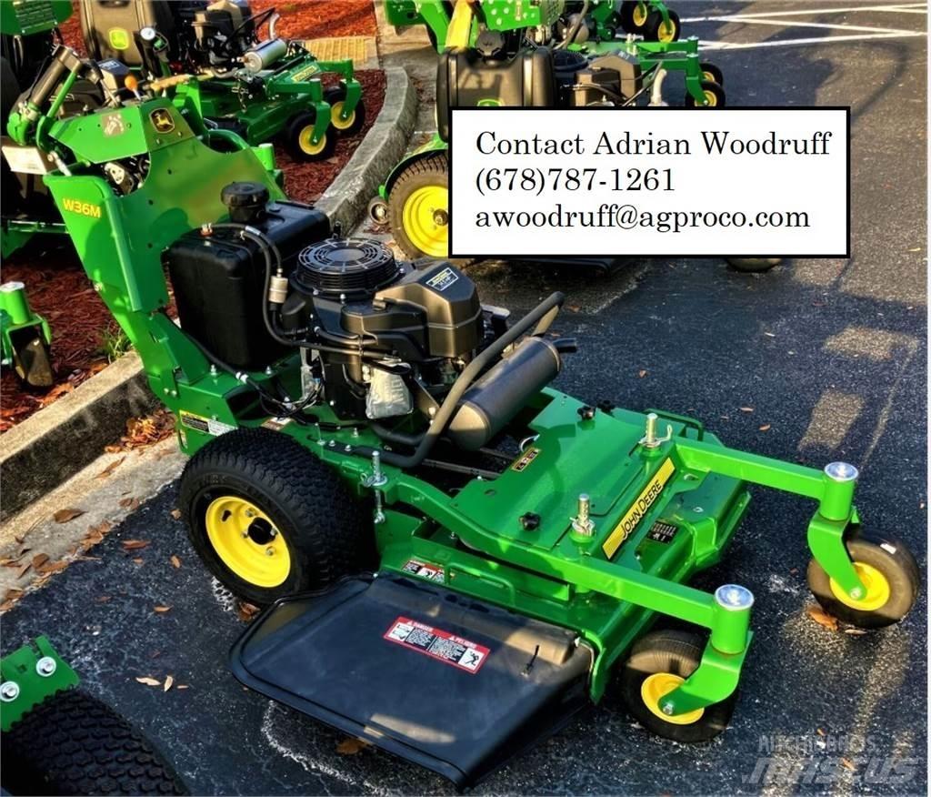 John Deere W36M Tolókaros fűnyírók