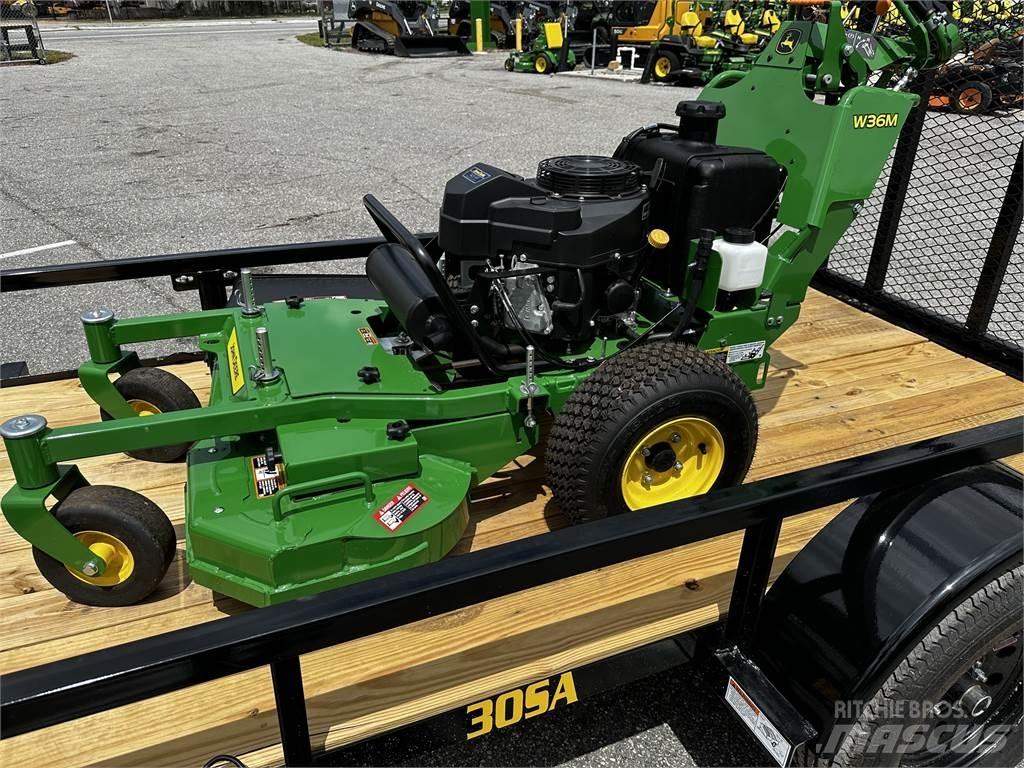 John Deere W36M Tolókaros fűnyírók