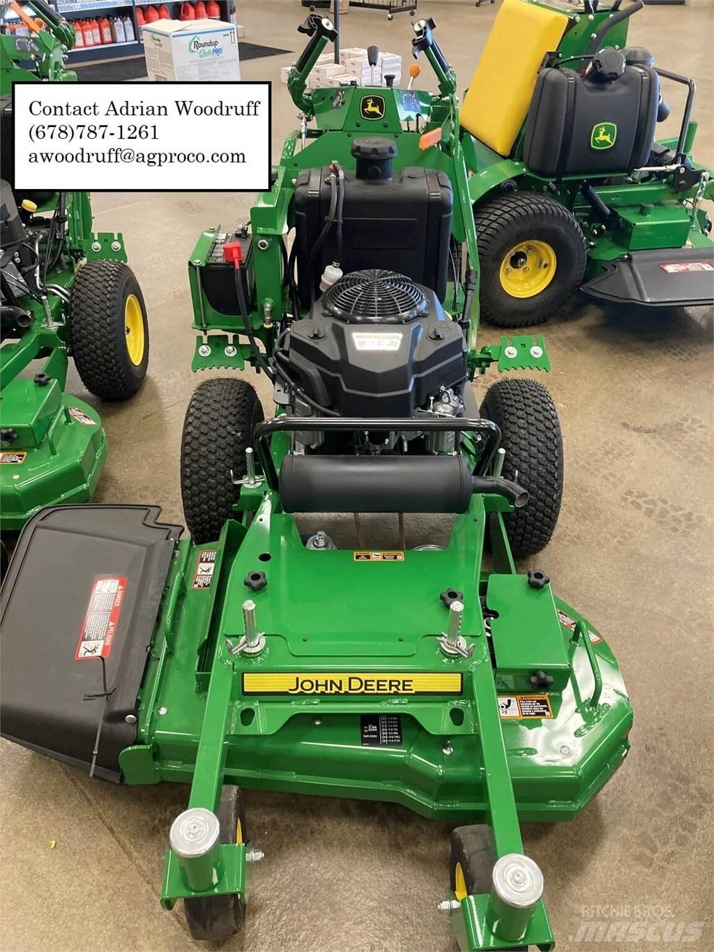 John Deere W36R Tolókaros fűnyírók