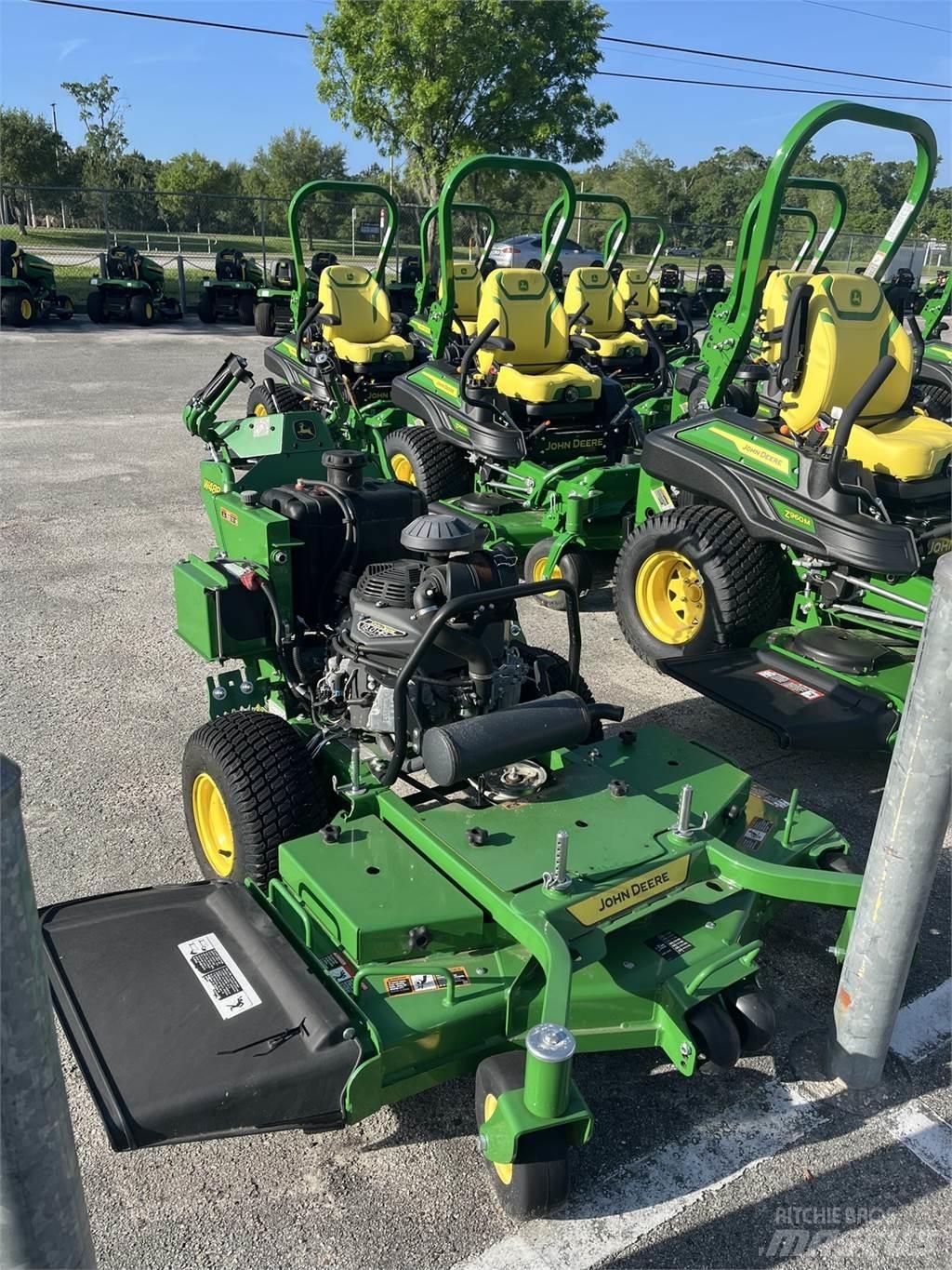 John Deere W48R Tolókaros fűnyírók