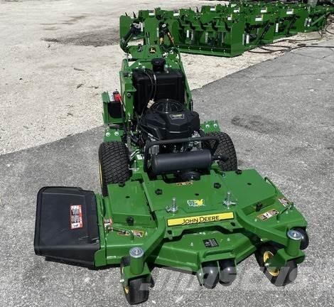 John Deere W48R Tolókaros fűnyírók