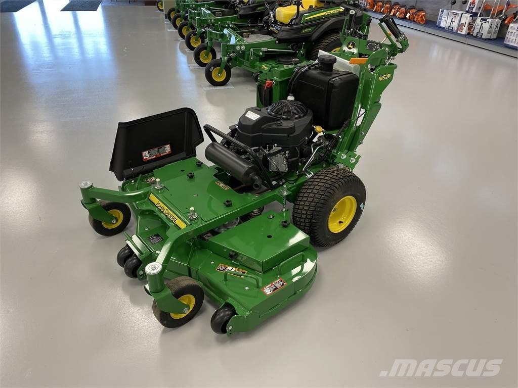John Deere W52R Tolókaros fűnyírók