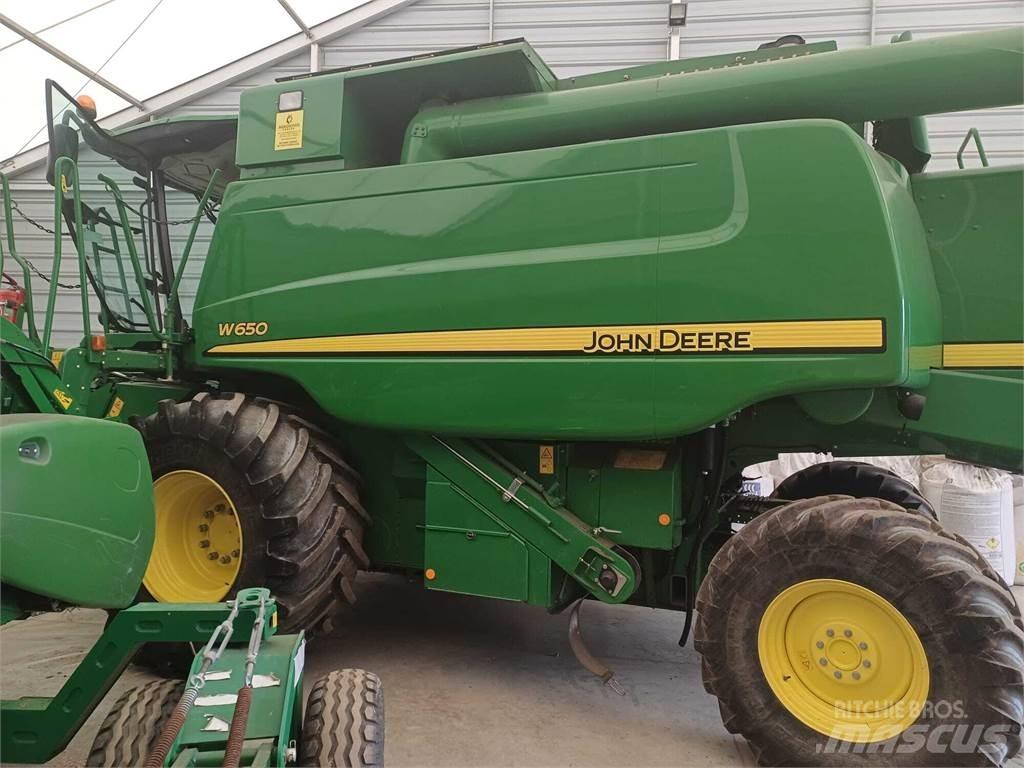 John Deere W650 Kombájnok