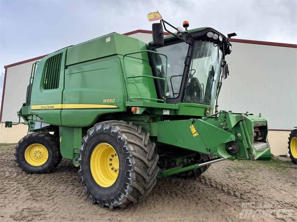 John Deere W650 Kombájnok