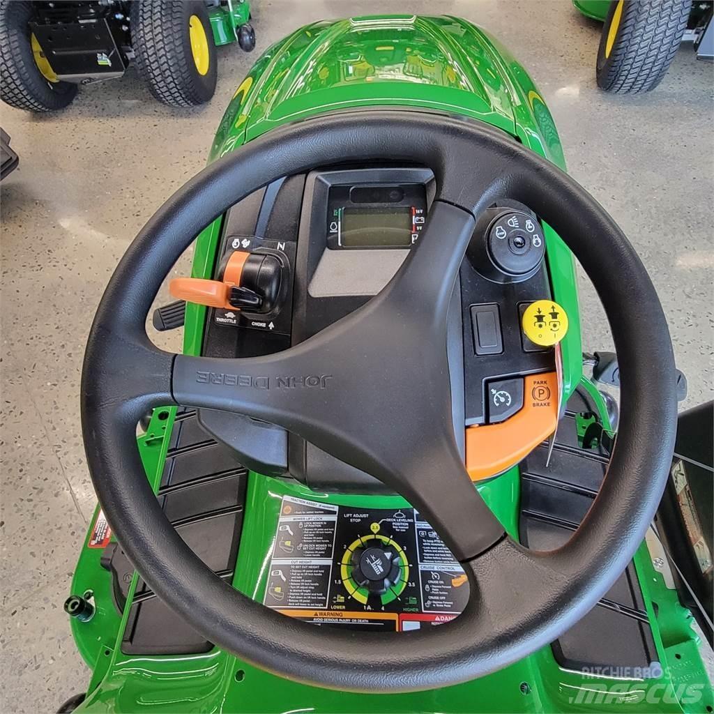 John Deere X350 Kompakt traktorok