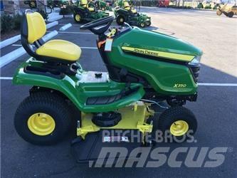 John Deere X350 Kompakt traktorok