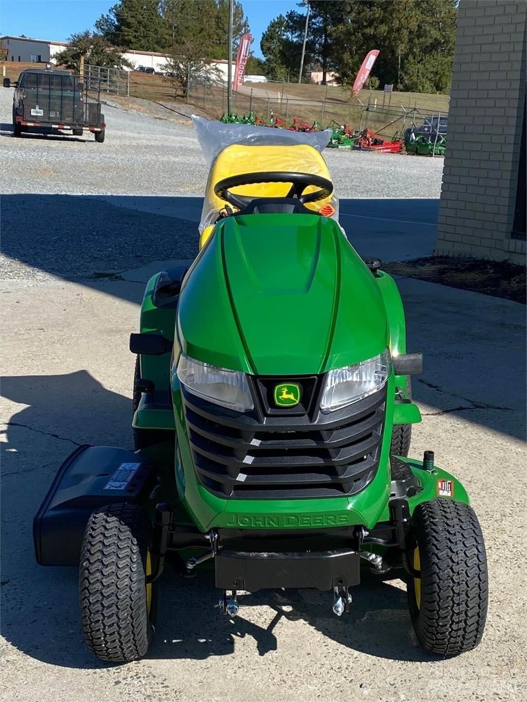 John Deere X350 Kompakt traktorok