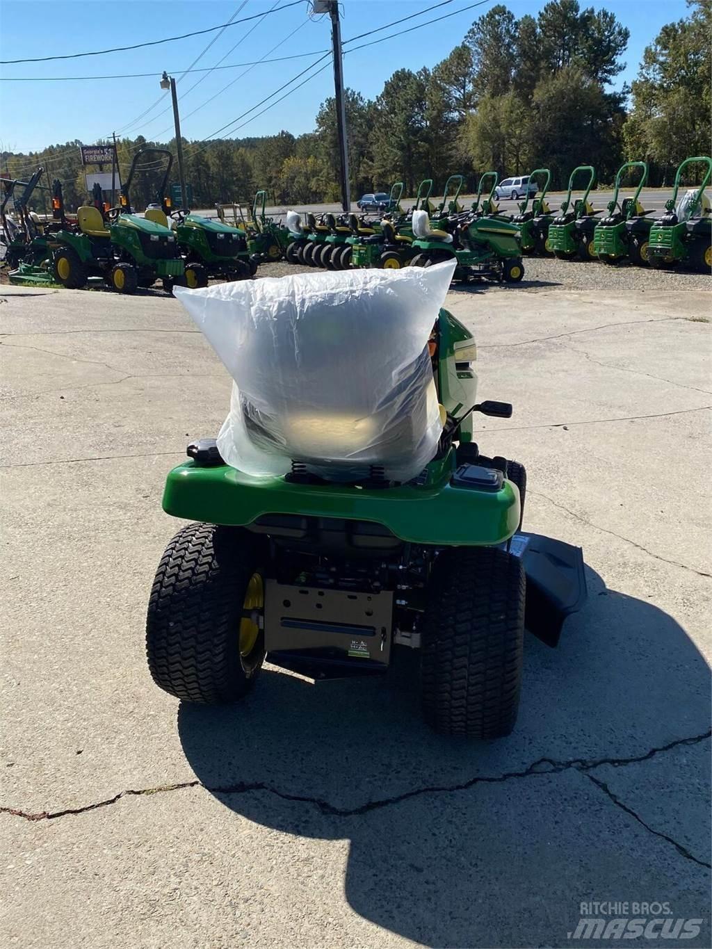 John Deere X350 Kompakt traktorok
