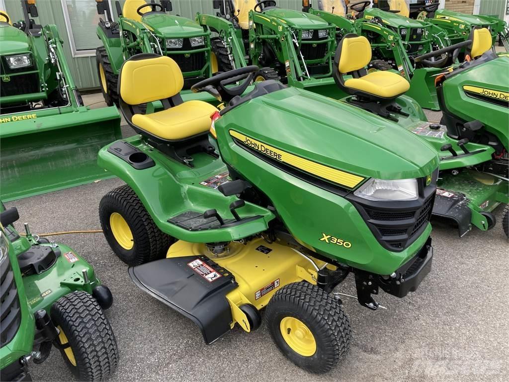 John Deere X350 Kompakt traktorok