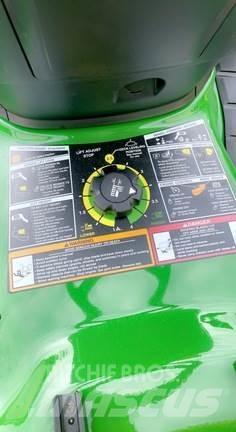 John Deere X350 Ráülős fűnyírók