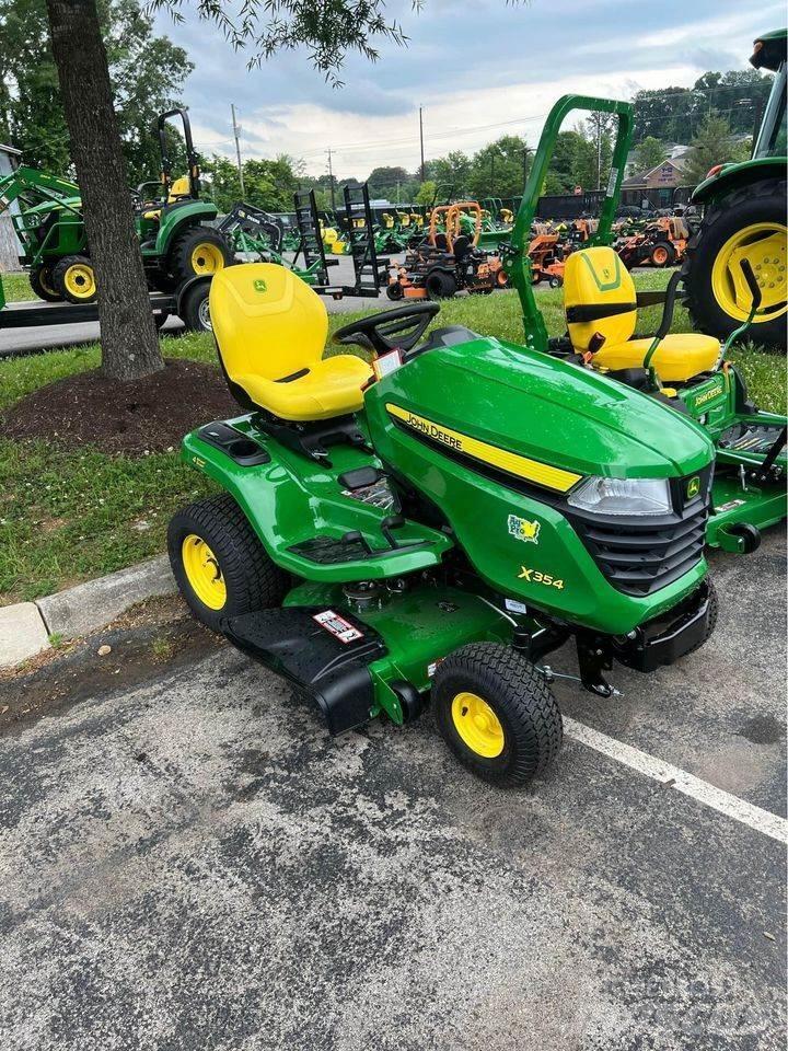 John Deere X354 Kompakt traktorok