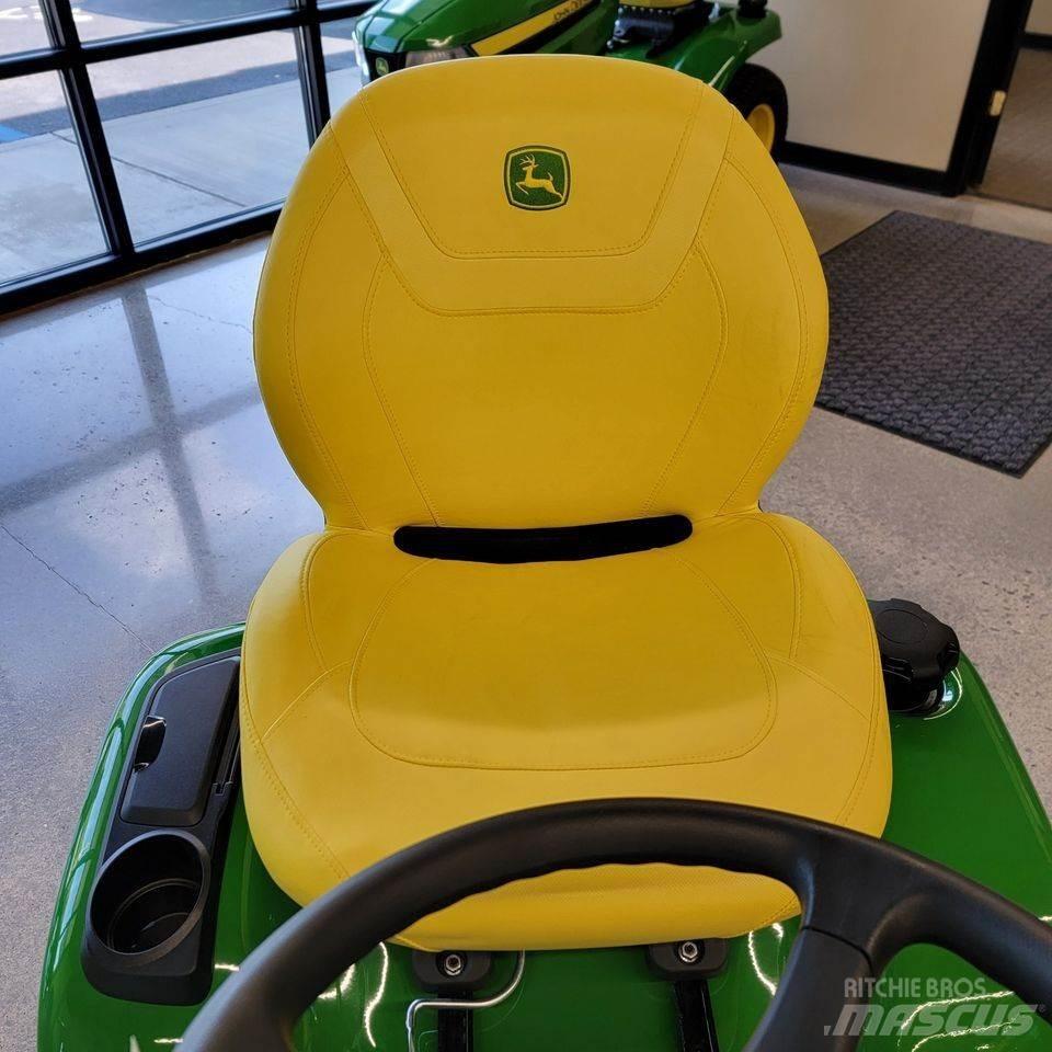 John Deere X380 Kompakt traktorok